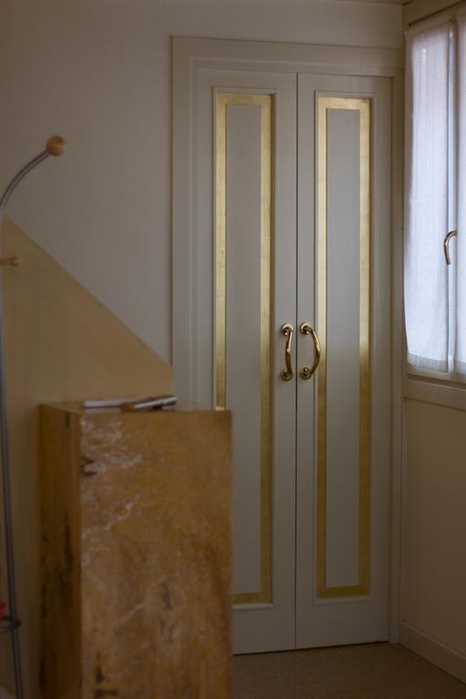 Ca' Dei Mercanti Venetië Kamer foto